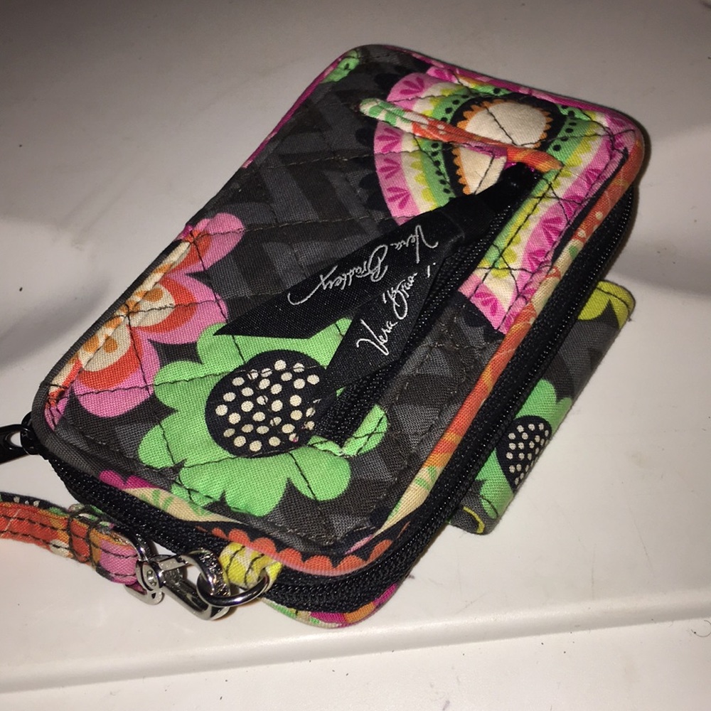 Small used Vera Bradley Wallet - Picture 4 of 4